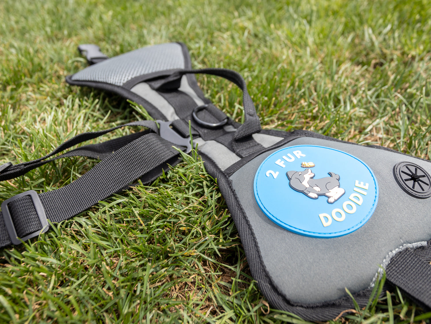 All-in-One Dog Harness: The Poop Saddle - Bag Dispenser & Essential Pocket